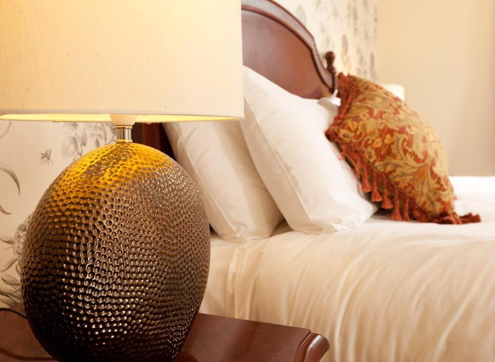 The Thomas Paine Hotel Тетфорд Экстерьер фото